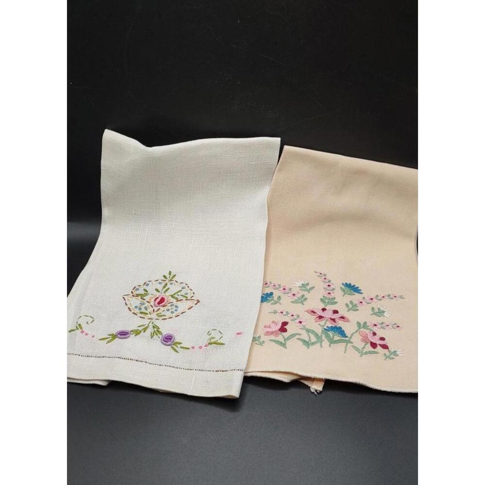 Set of 2 Hand Embroidered Tea Finger Towels Vintage